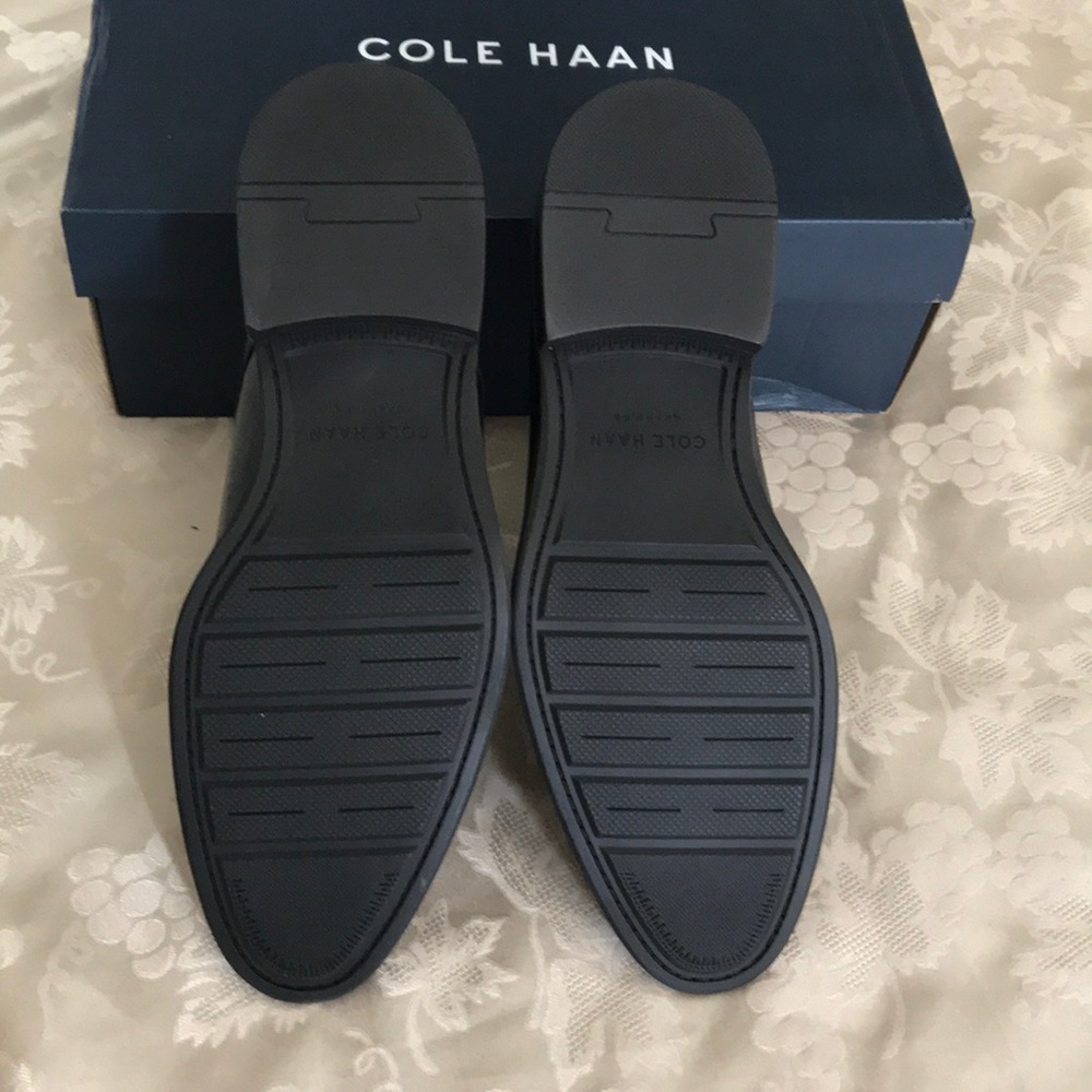 COLE HAAN Buckland Cap Toe Oxford - Picture 8 of 8